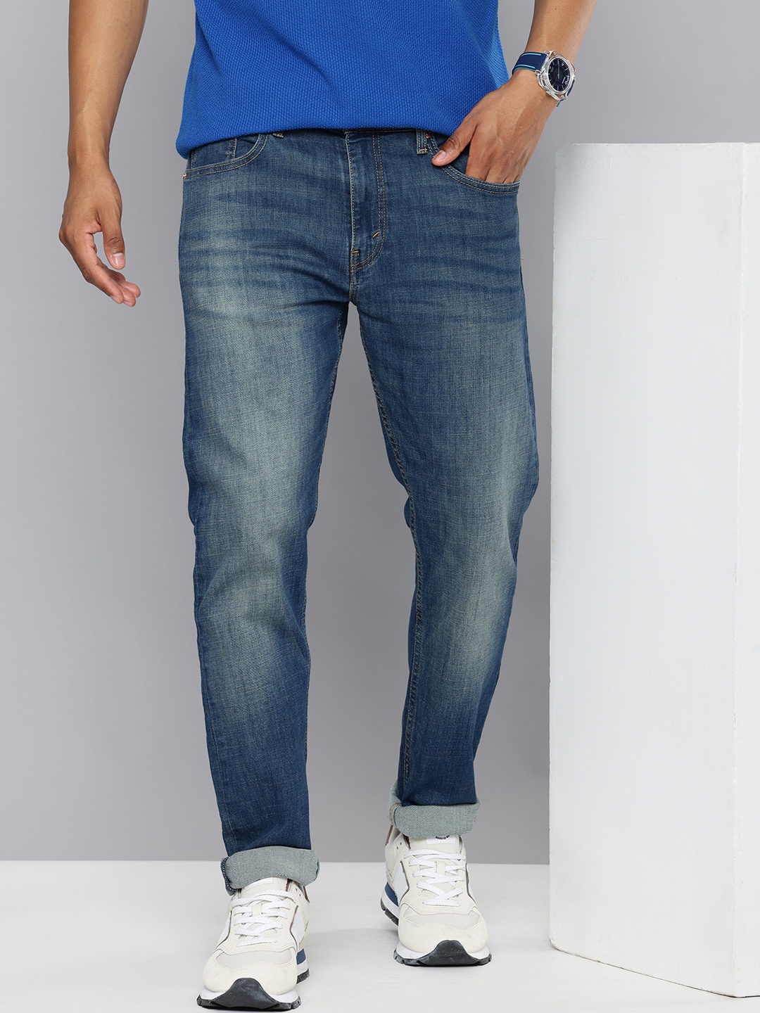 

Levis Men 512 Tapered Fit Heavy Fade Stretchable Jeans, Blue