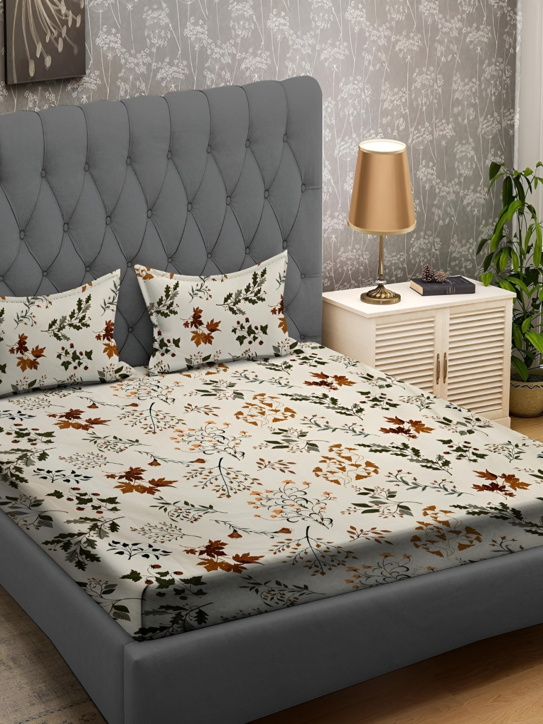 

RRC Cream-Coloured & Brown Floral 210 TC King Bedsheet with 2 Pillow Covers