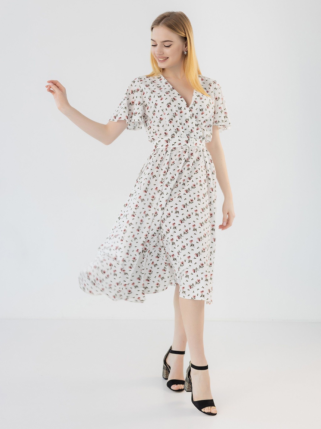 

Diyas London Floral Printed V-Neck Wrap Dress, White