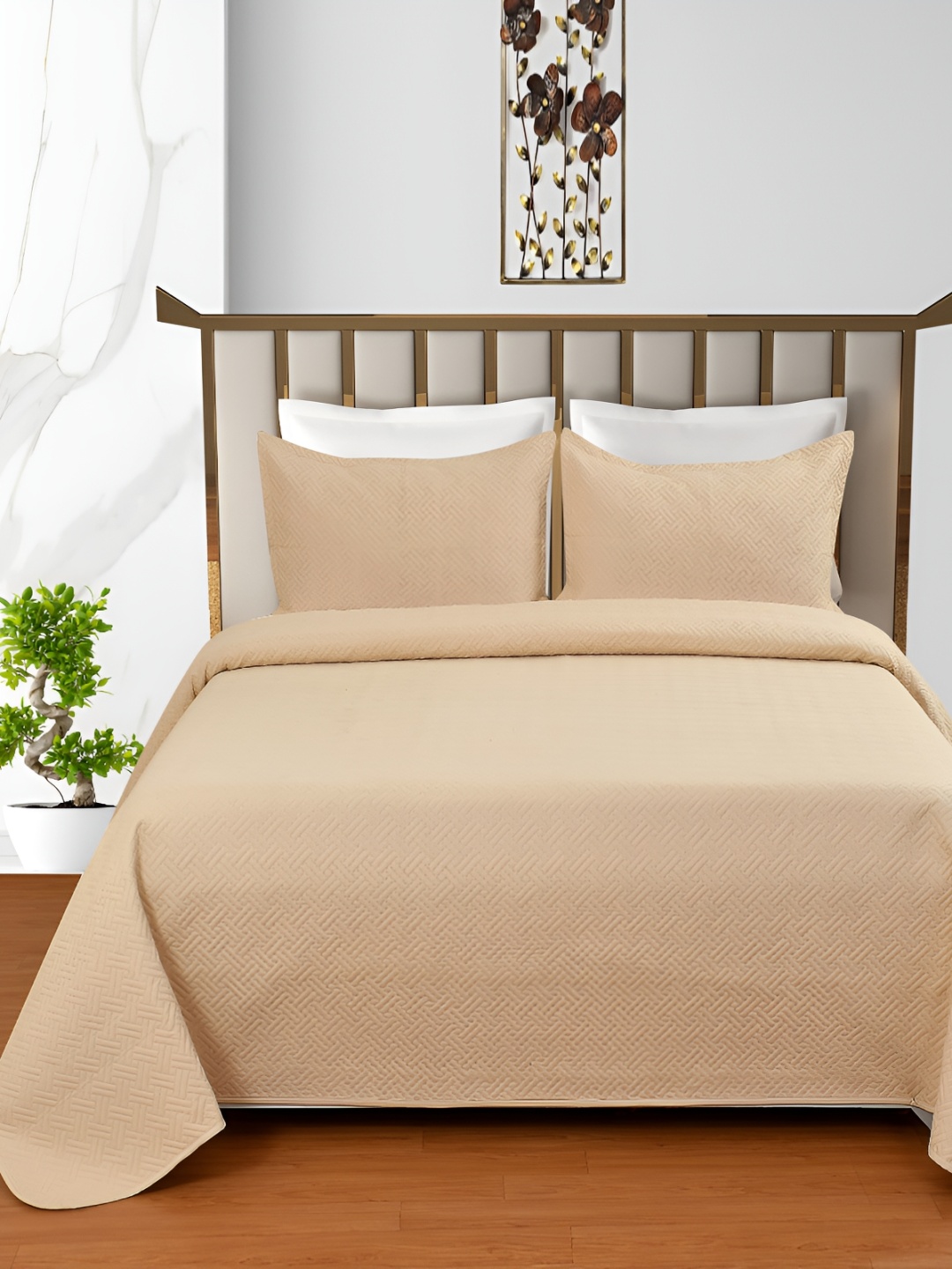 

MallowWorld Cream Coloured Quilted 280 TC King Size Bed Cover With 2 Pillow Covers
