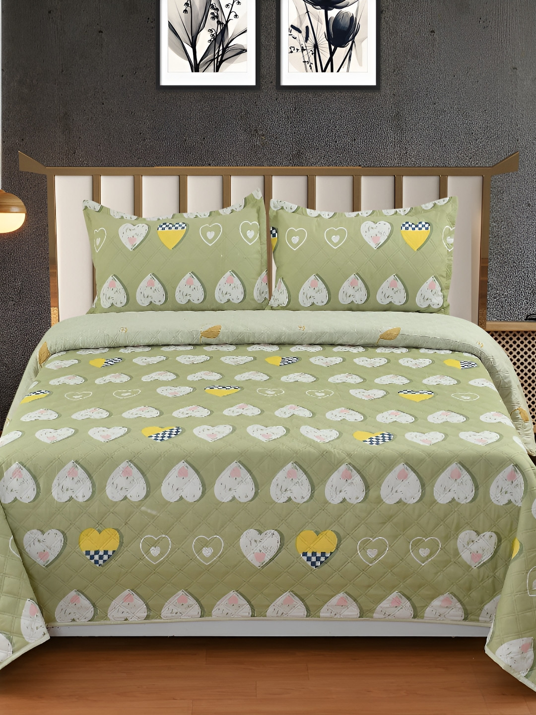 

MallowWorld 3-Pcs Green 280TC Bedsheet With Pillow Covers
