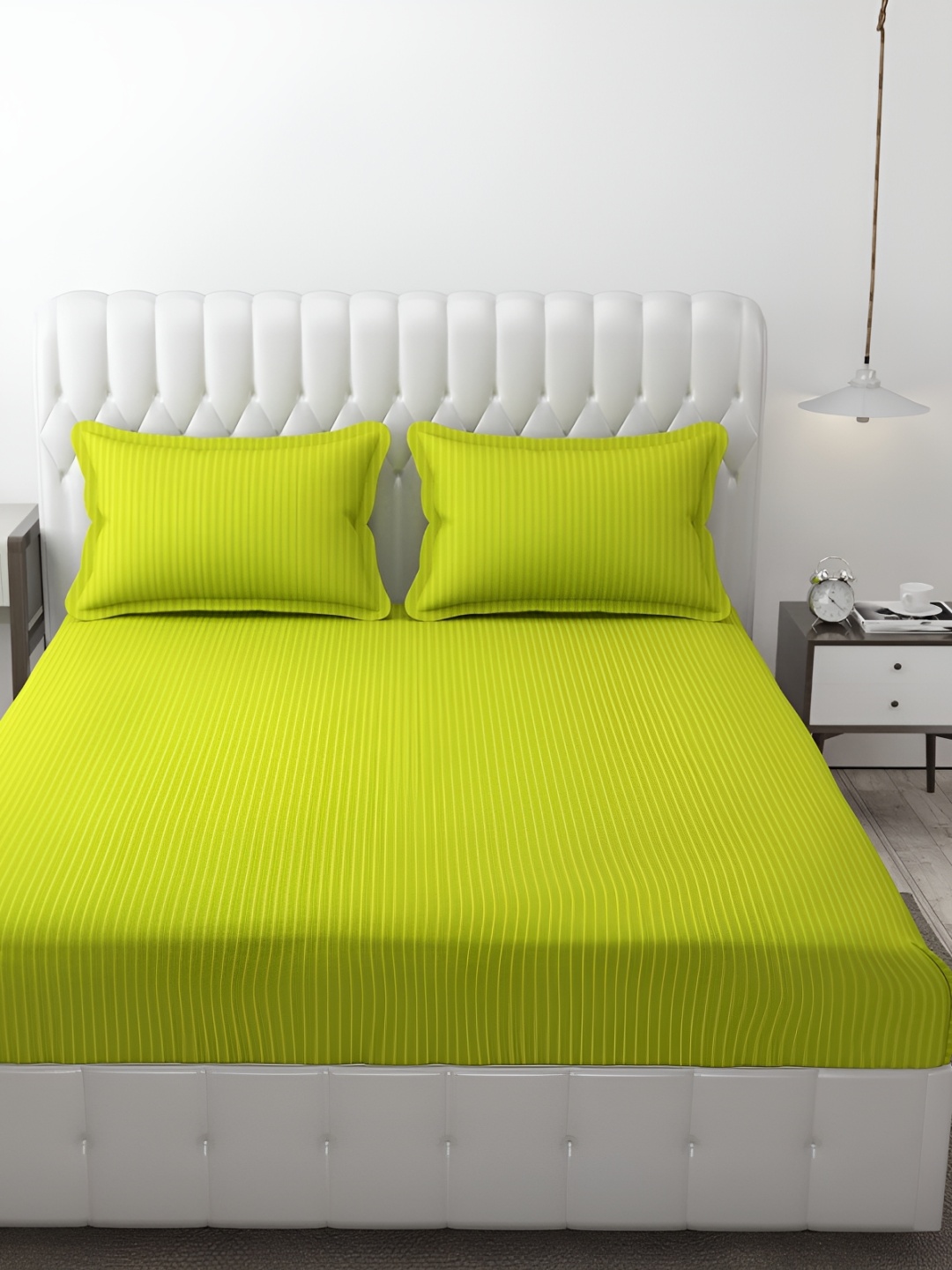 

MallowWorld Green Striped 200TC Fitted Bedsheet With 2 Pillow Covers