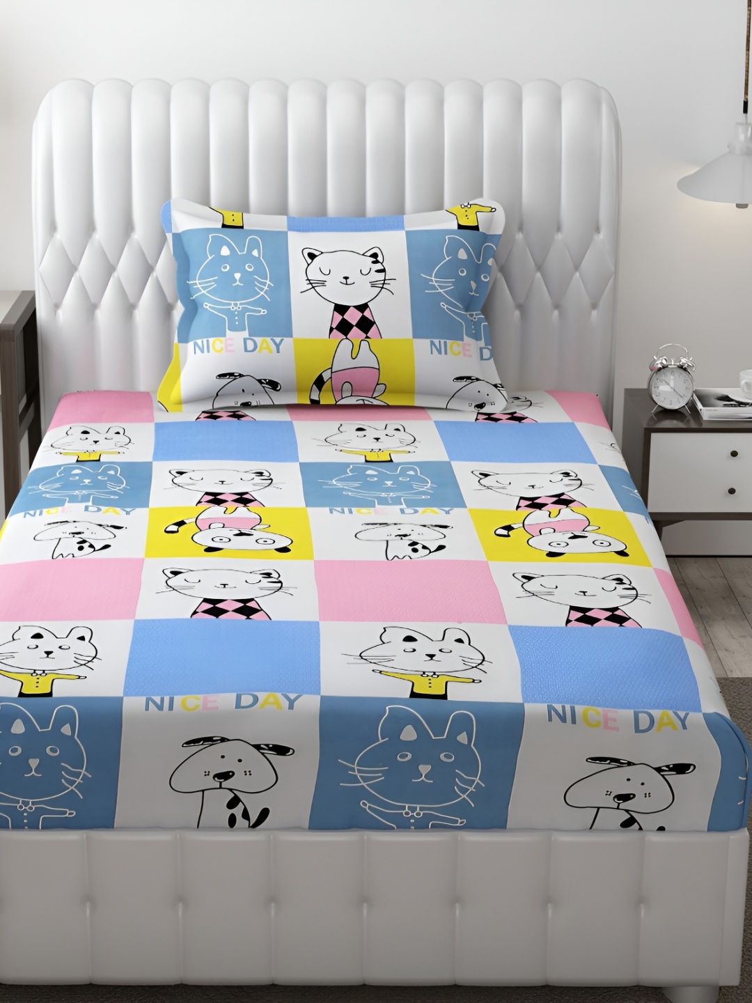 

MallowWorld White & Blue Cartoon Printed 200TC Single Bedcover With Pillow Cover