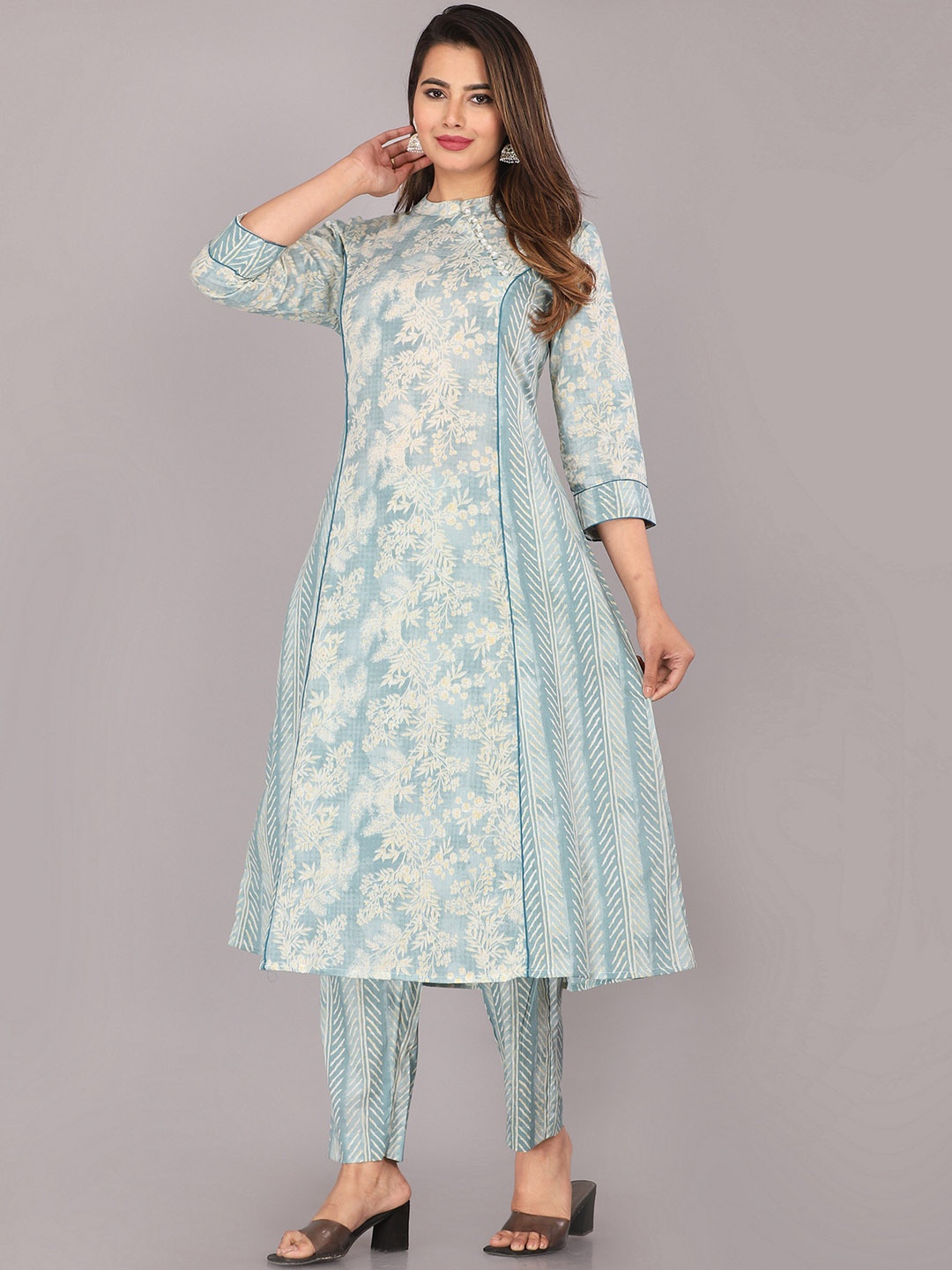 

KANNAHI Ethnic Motifs Printed Regular Beads and Stones Pure Cotton Kurta with Trousers, Grey