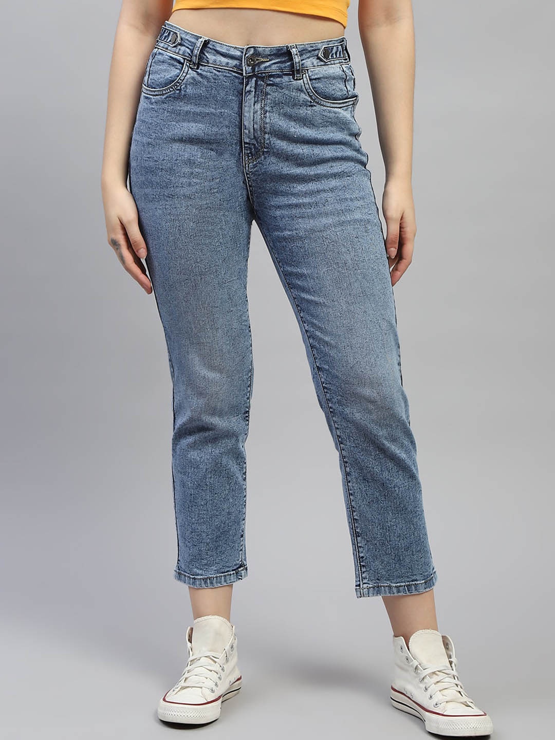 

Monte Carlo Women Mid Rise Clean Heavy Fade Cotton Cropped Jeans, Blue