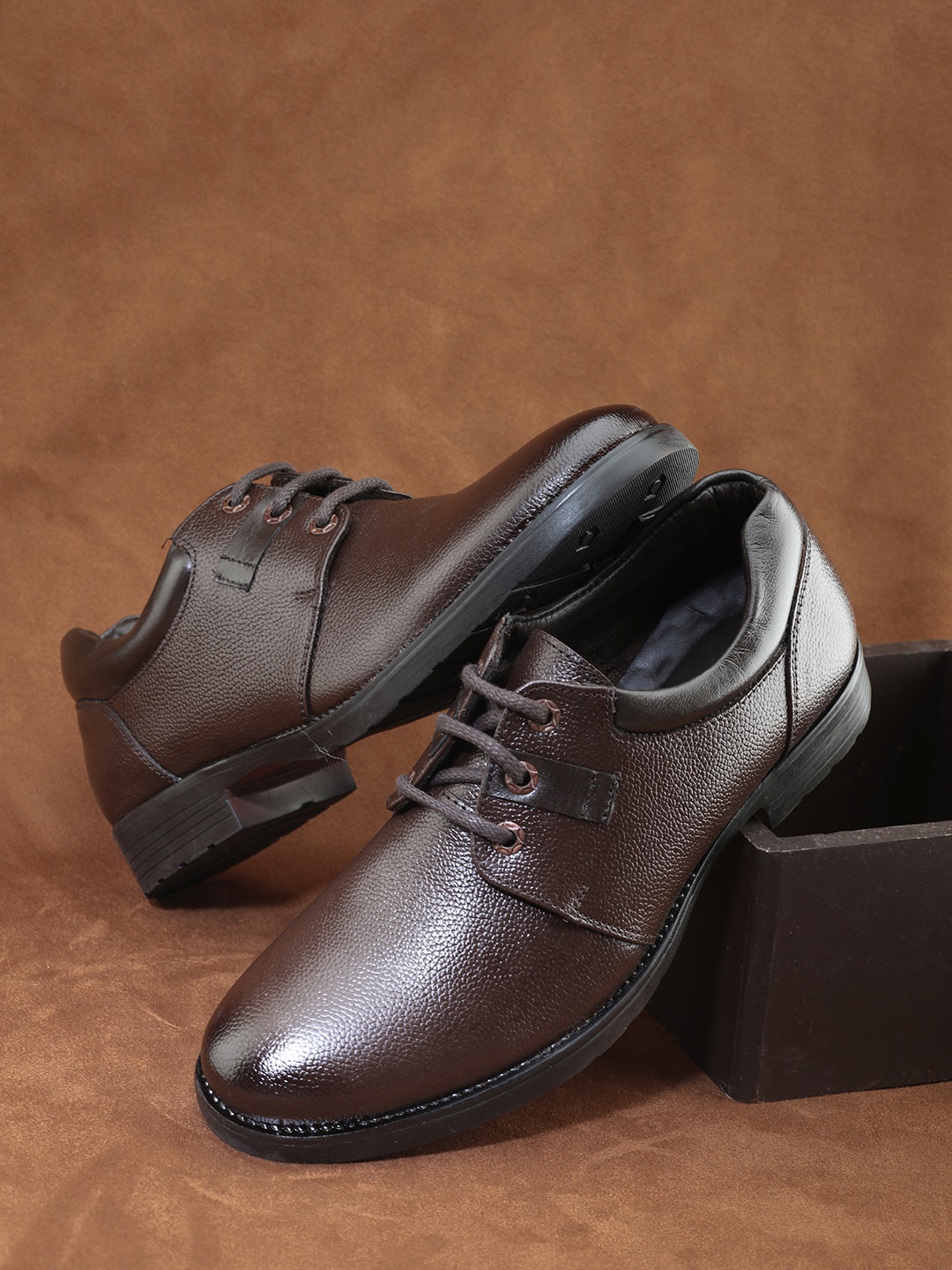 

pelle albero Men Textured Formal Derbys, Brown