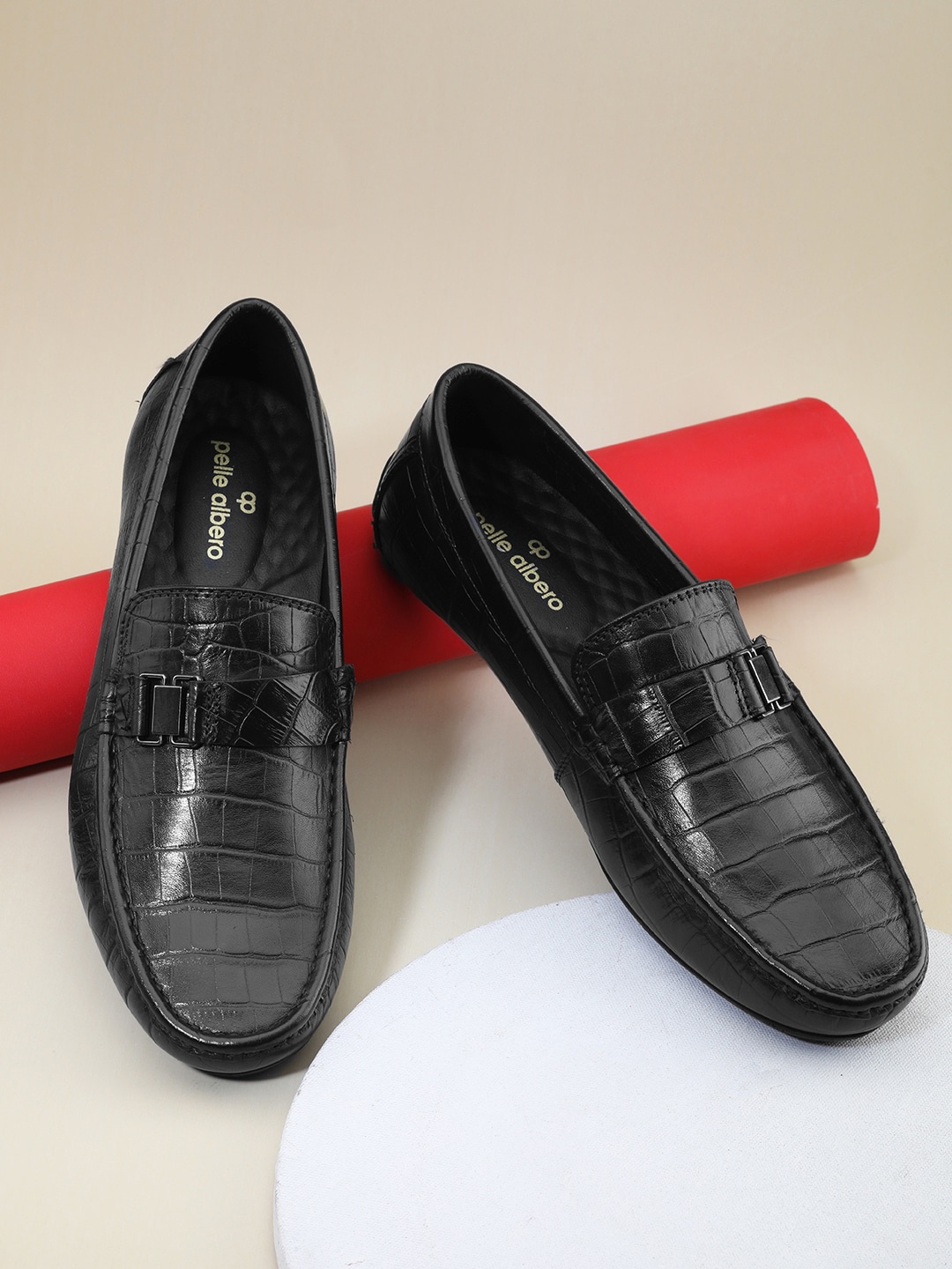 

pelle albero Men Round Toe Lightweight Leather Loafers, Black