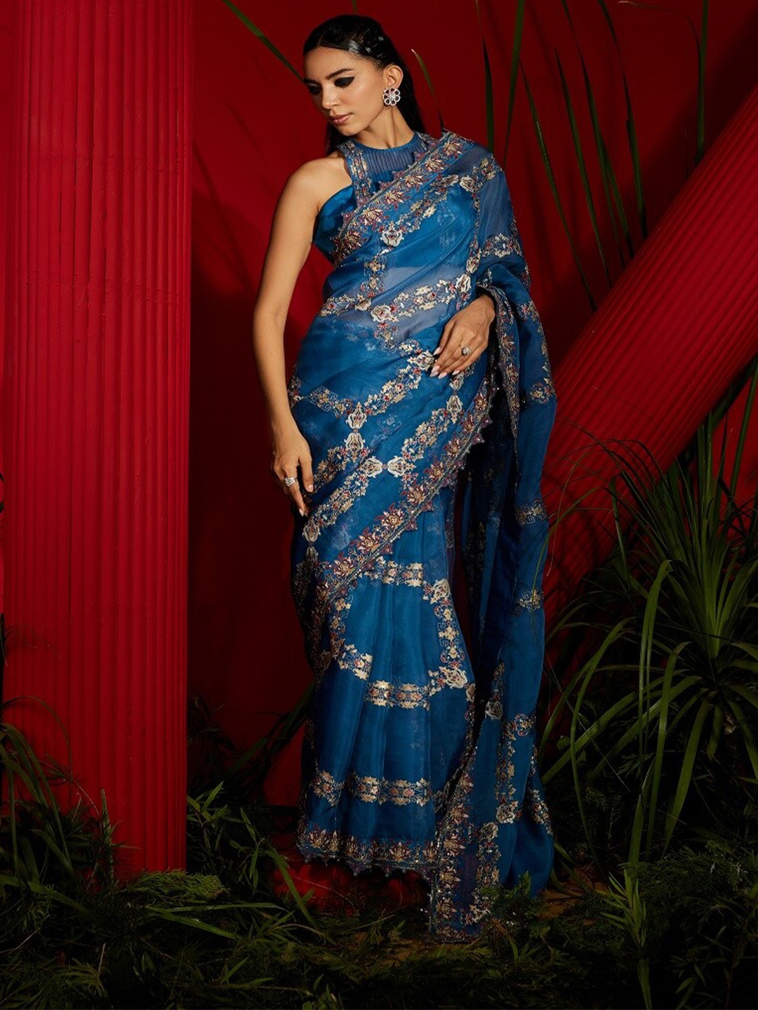 

Shreeka Floral Embroidered Organza Saree, Teal