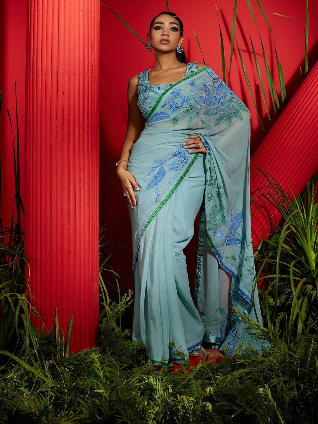 

Shreeka Floral Embroidered Pure Georgette Saree, Sea green