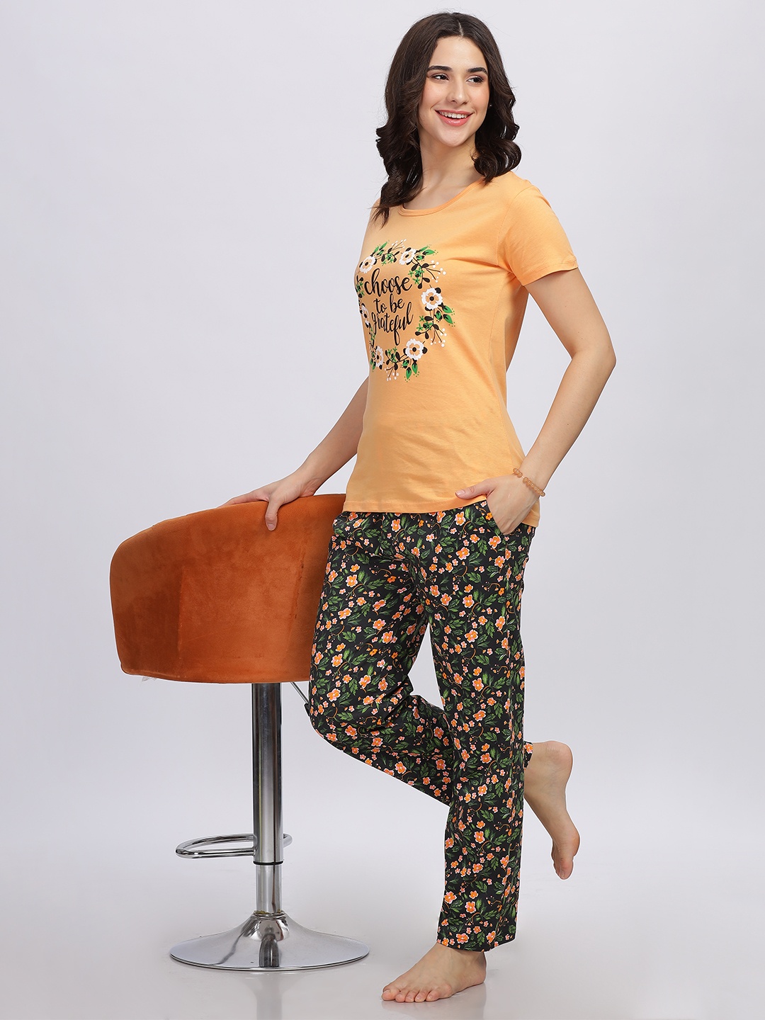 

Elzoh Floral Printed Pure Cotton T-shirt With Trousers, Orange