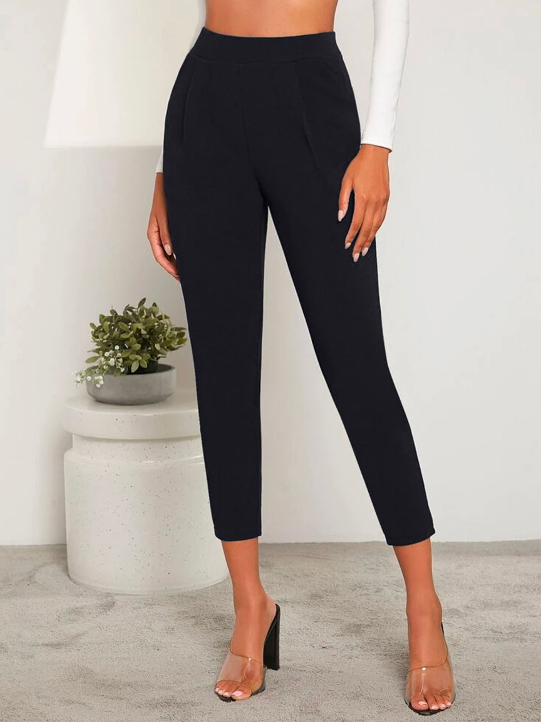

Dream Beauty Fashion Women High-Rise Pleated Trousers, Black