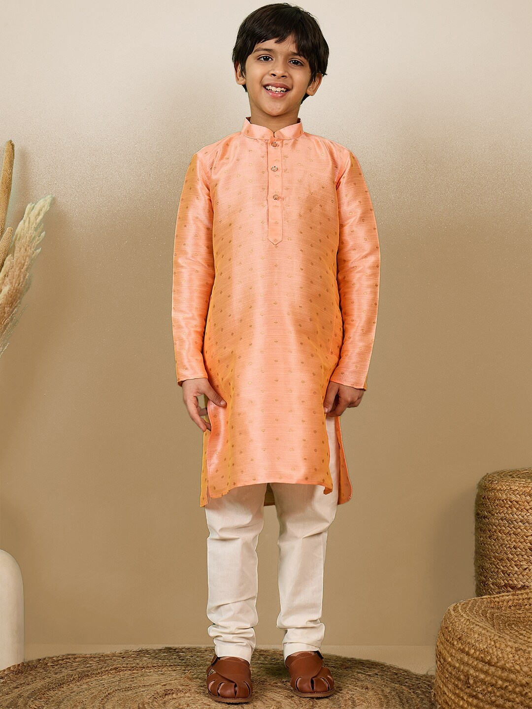 

Sanwara Boys Geometric Woven Design Jacquard Weave Straight Kurta With Pyjamas, Orange