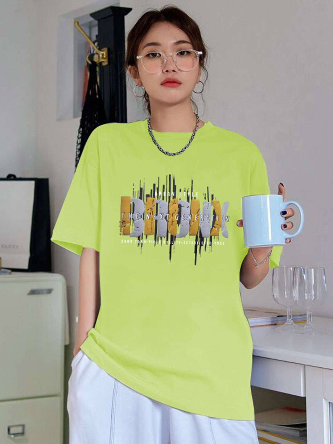 

CHKOKKO Oversized Abstract Printed Drop-Shoulder Sleeves Cotton T-shirt, Green