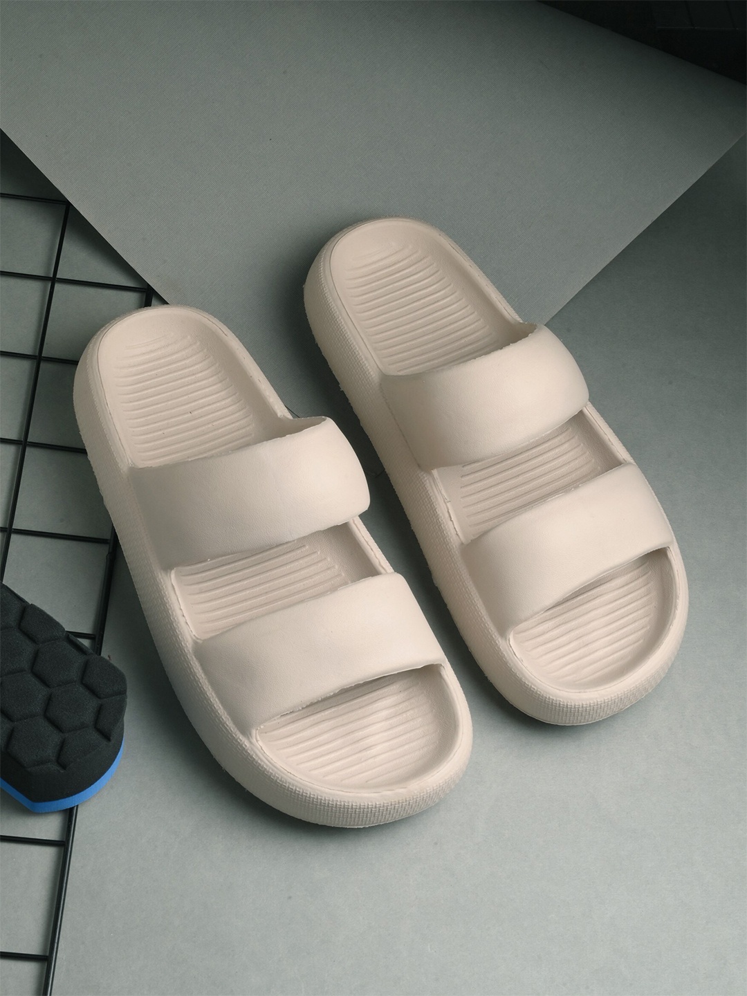 

The Roadster Lifestyle Co. Men Beige Rubber Sliders