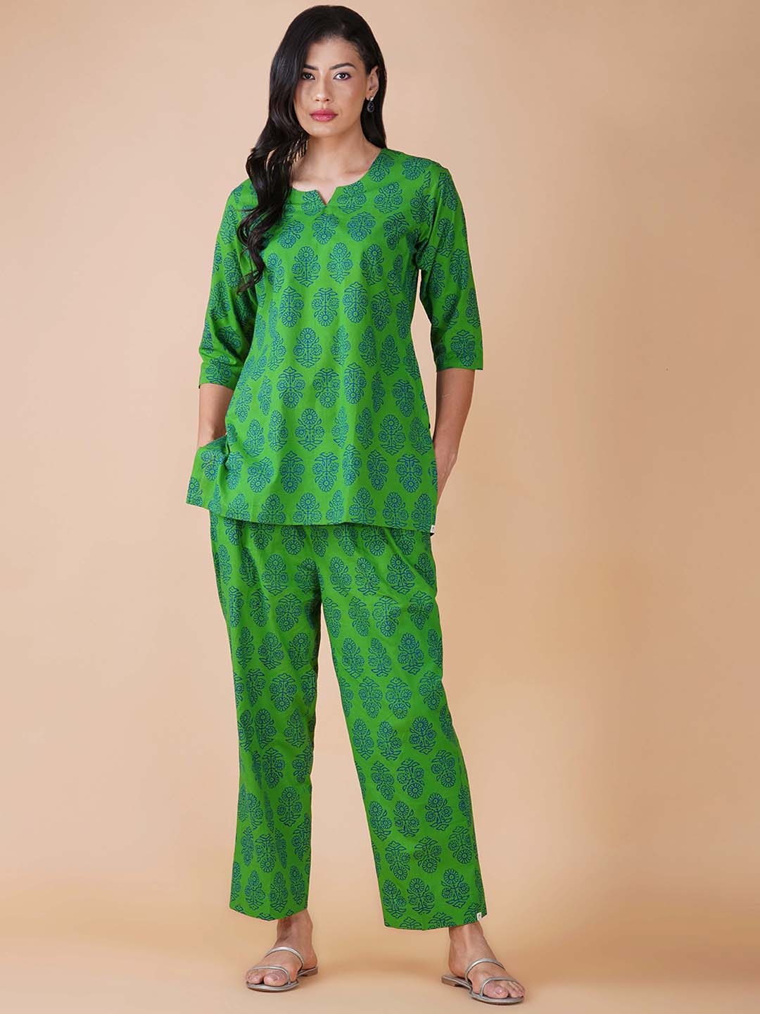 

TSUCCHI TRADITIONS Ethnic Motifs Printed Pure Cotton Top With Trousers, Green