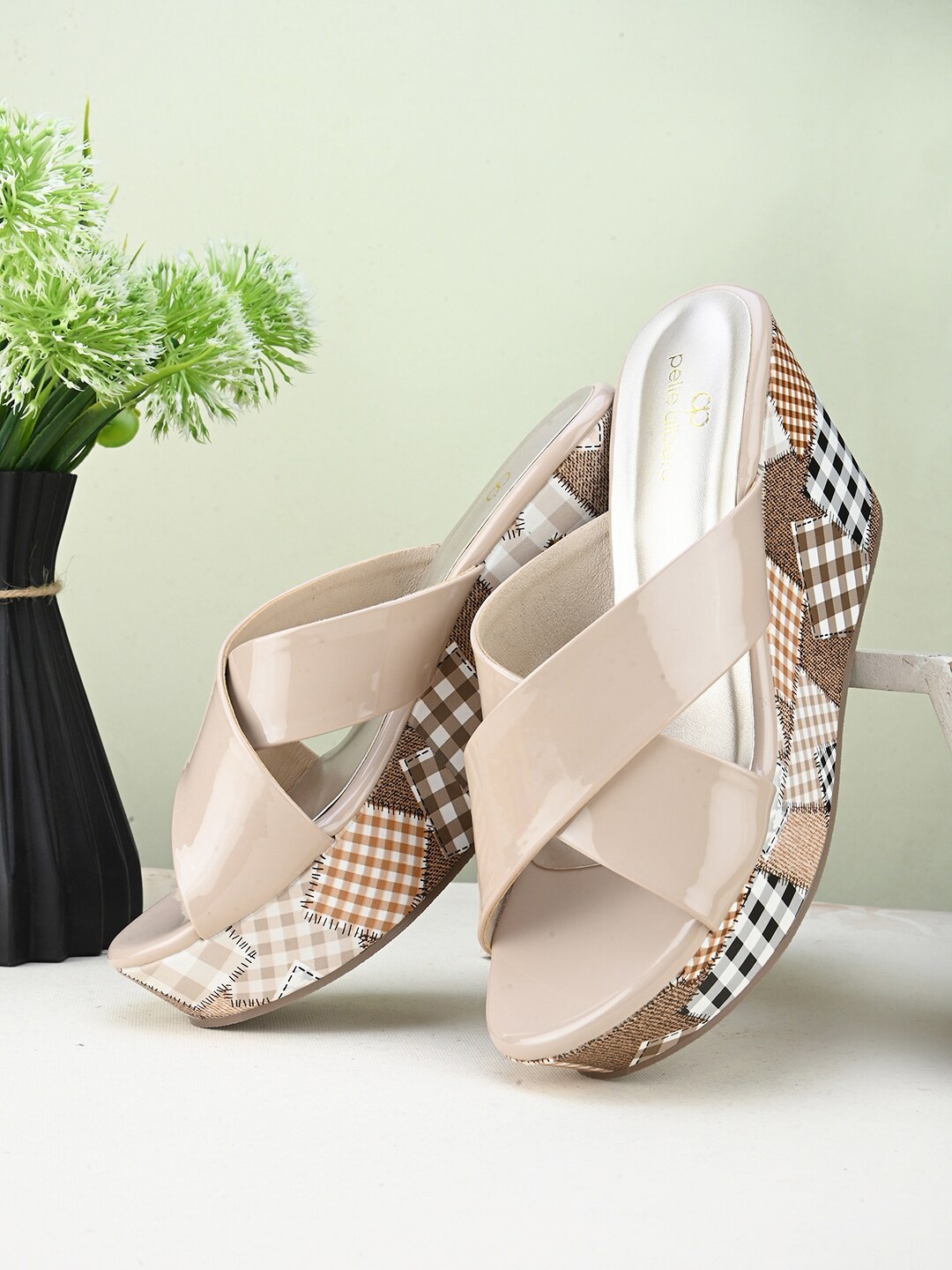 

pelle albero Printed Open Toe Wedge Heels, Beige
