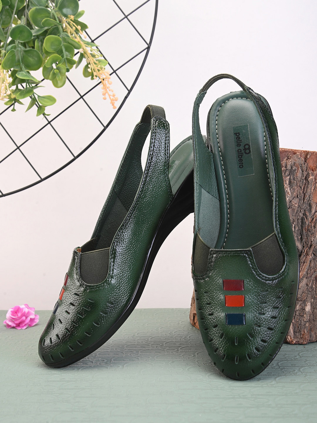 

pelle albero Round Toe Leather Wedge Heeled Pumps, Green