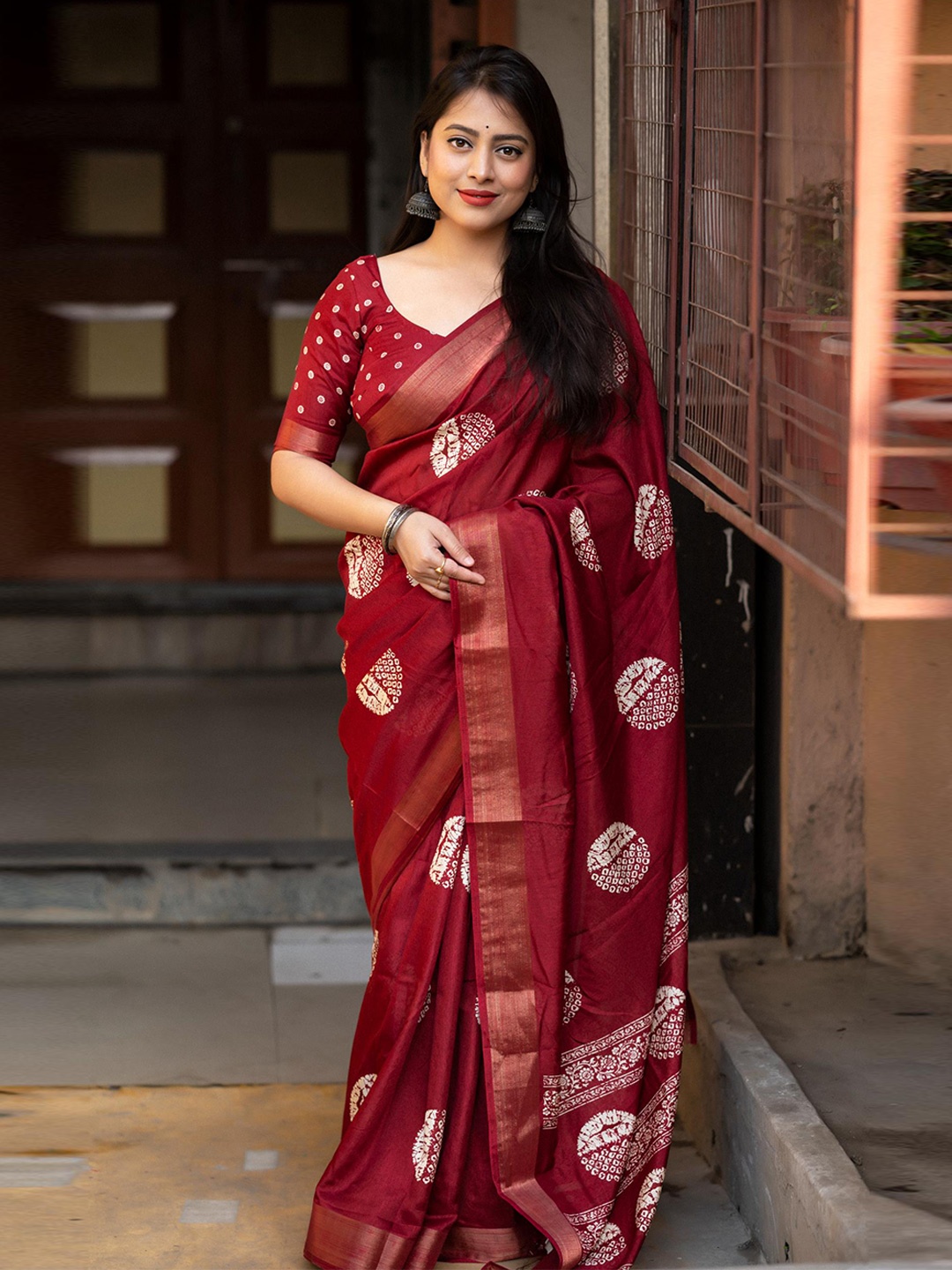 

Ekasya Bandhani Printed Saree, Maroon