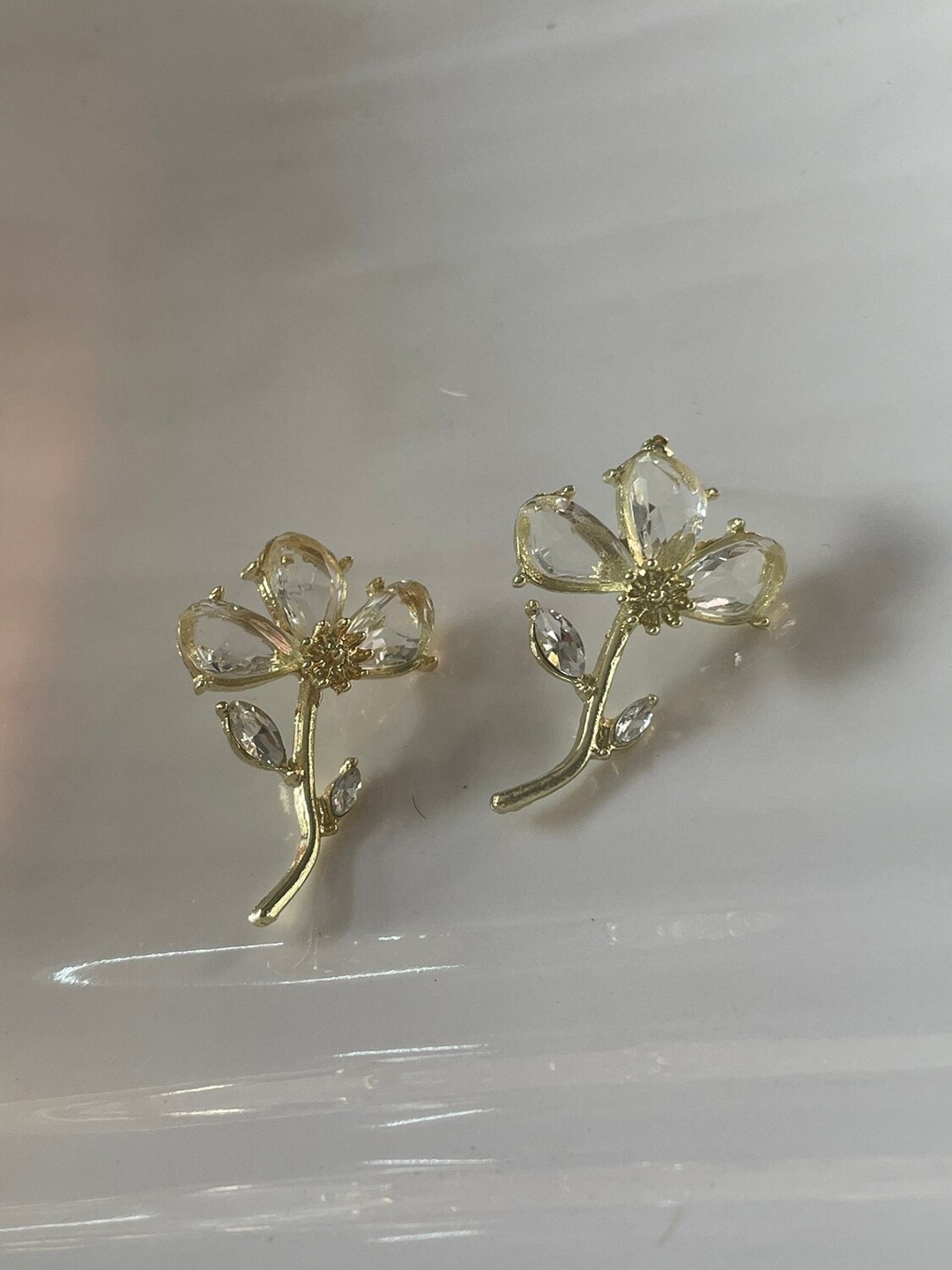 

ISHKAARA Gold-Plated Floral Drop Earrings