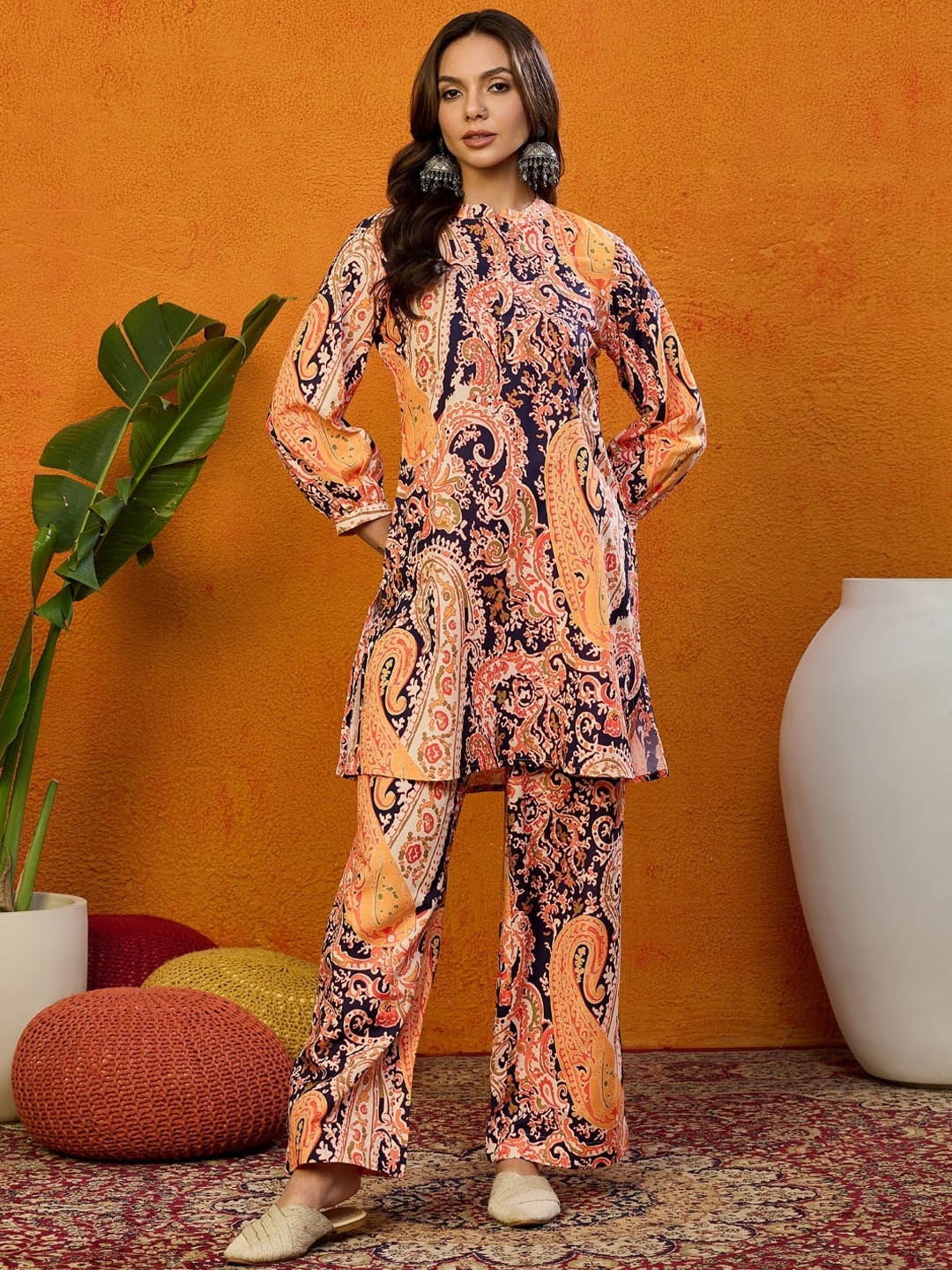 

AHIKA Paisley Printed Mandarin Collar Tunic With Trousers, Orange
