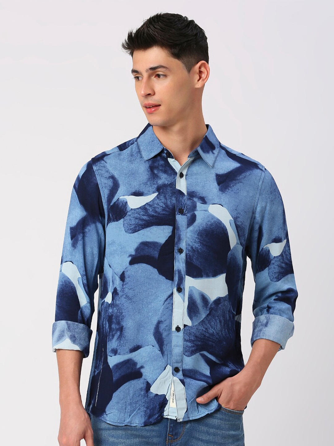 

Being Human Slim Fit Abstract Printed Spread Collar Casual Shirt, Blue