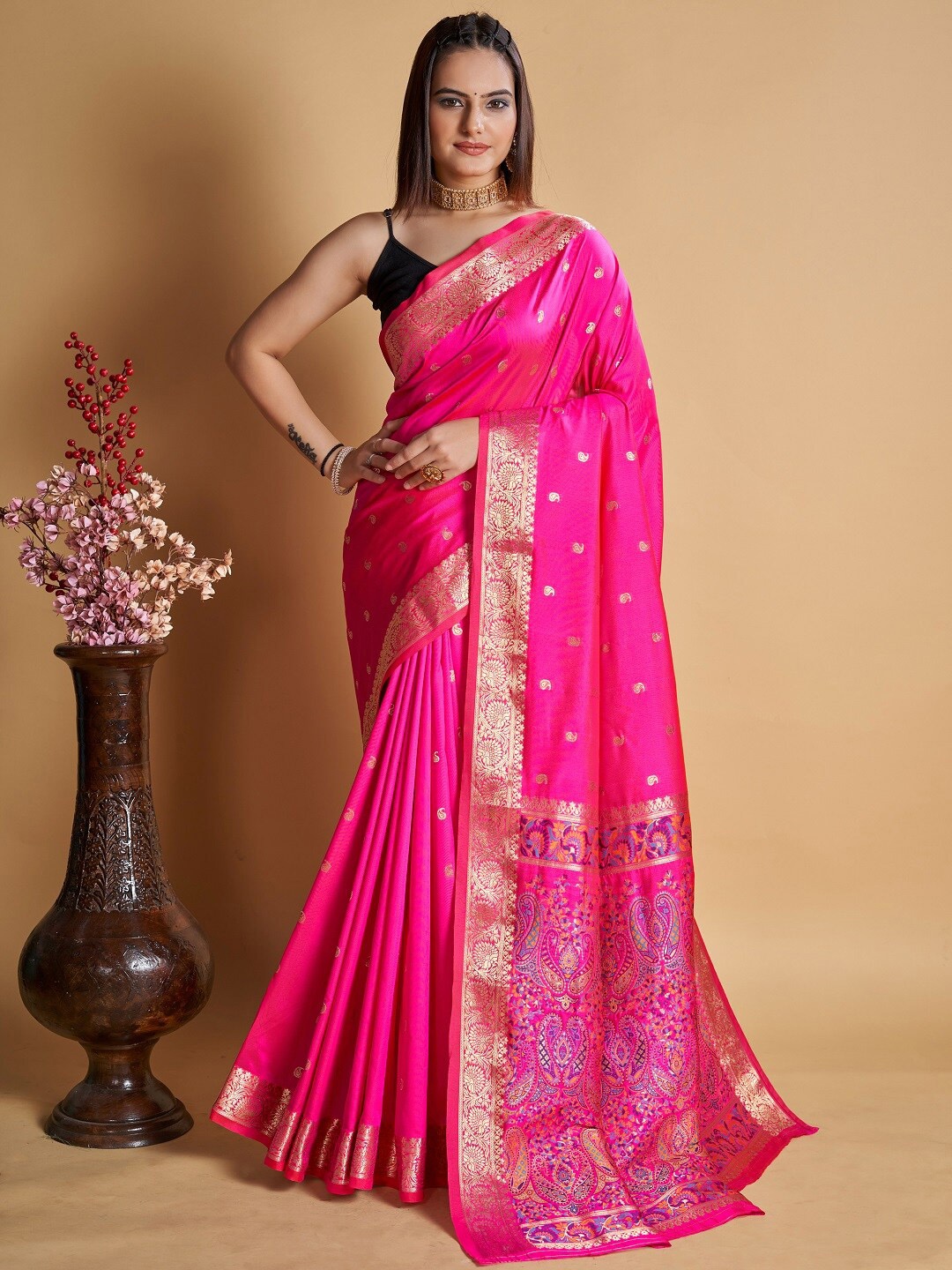 

Nimidiya Ethnic Motifs Woven Design Zari Banarasi Saree, Pink