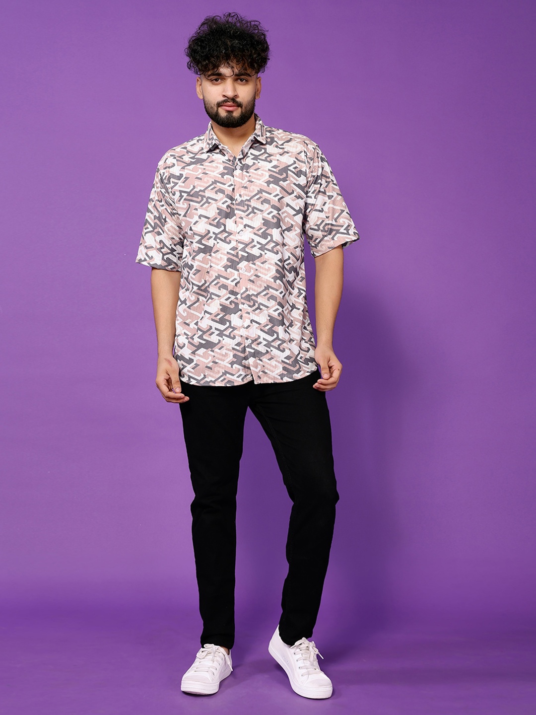 

HARPITA Relaxed Sheer Abstract Printed Spread Collar Short Sleeves Shirt, Grey