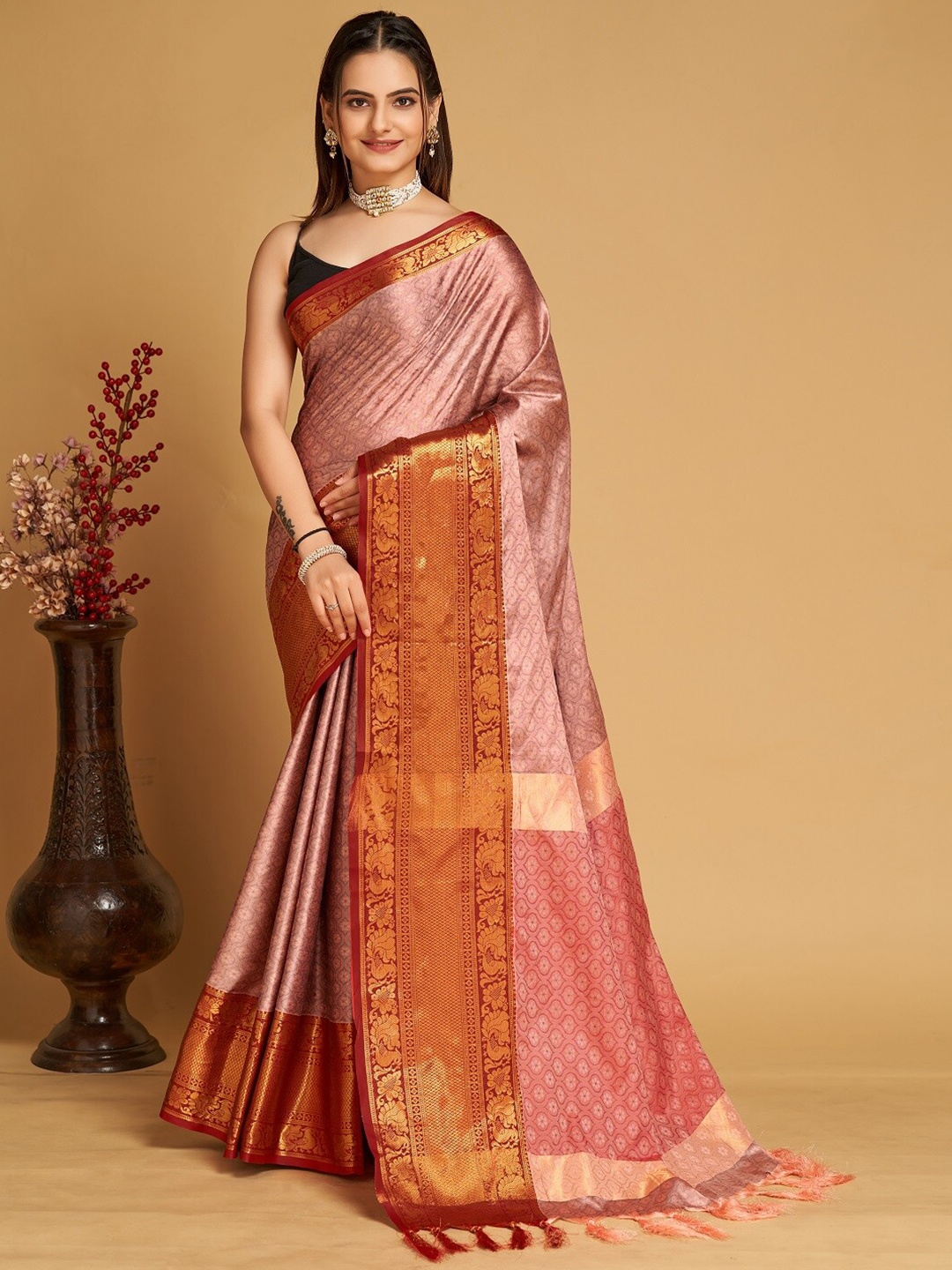 

Nimidiya Ethnic Motifs Woven Design Zari Banarasi Saree, Peach