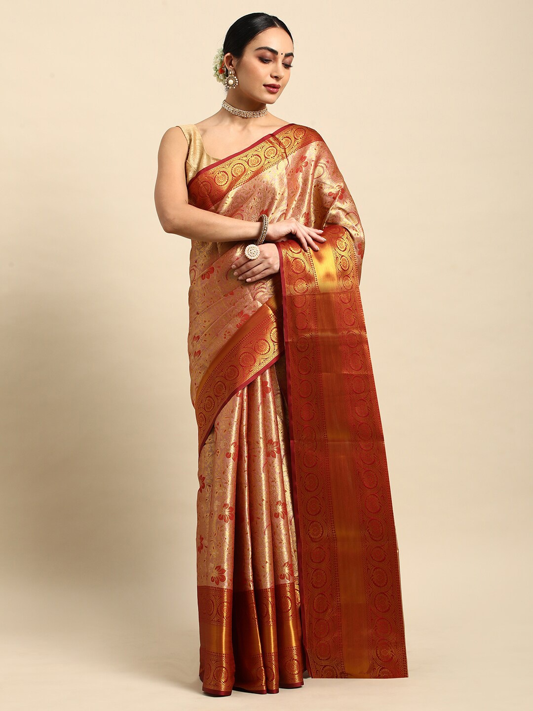 

DrapeMall Floral Woven Design Zari Art Silk Kanjeevaram Saree, Maroon