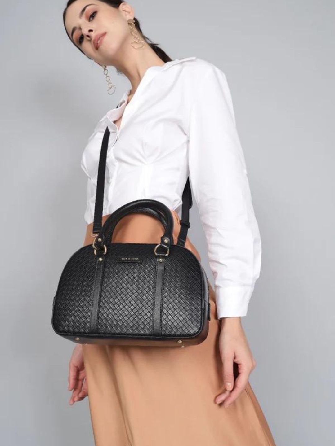 

THE GUSTO Structured Handheld Bag, Black