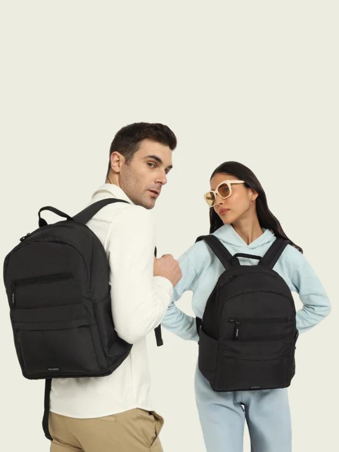 

THE GUSTO Ergonomic Padded Backpack, Black