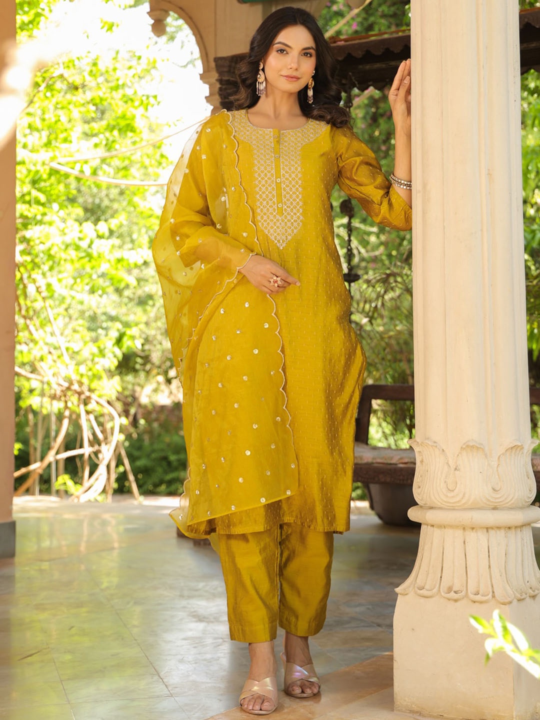 

AURIELLA Ethnic Motifs Embroidered Round Neck Sequinned Chanderi Silk Straight Kurta Set, Mustard