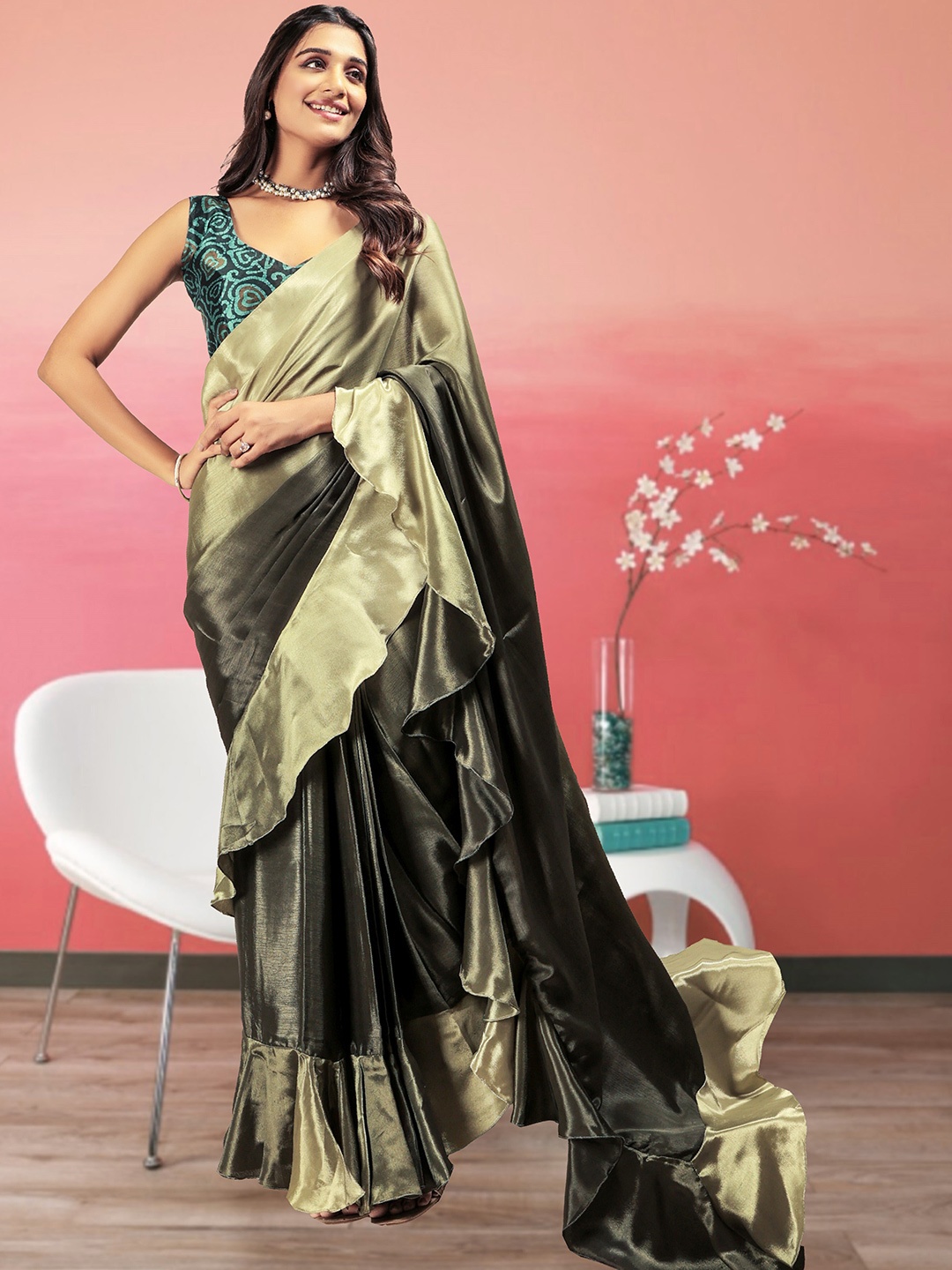 

RACHNA Ombre Prestitched Frill Ready To Wear Saree, Green