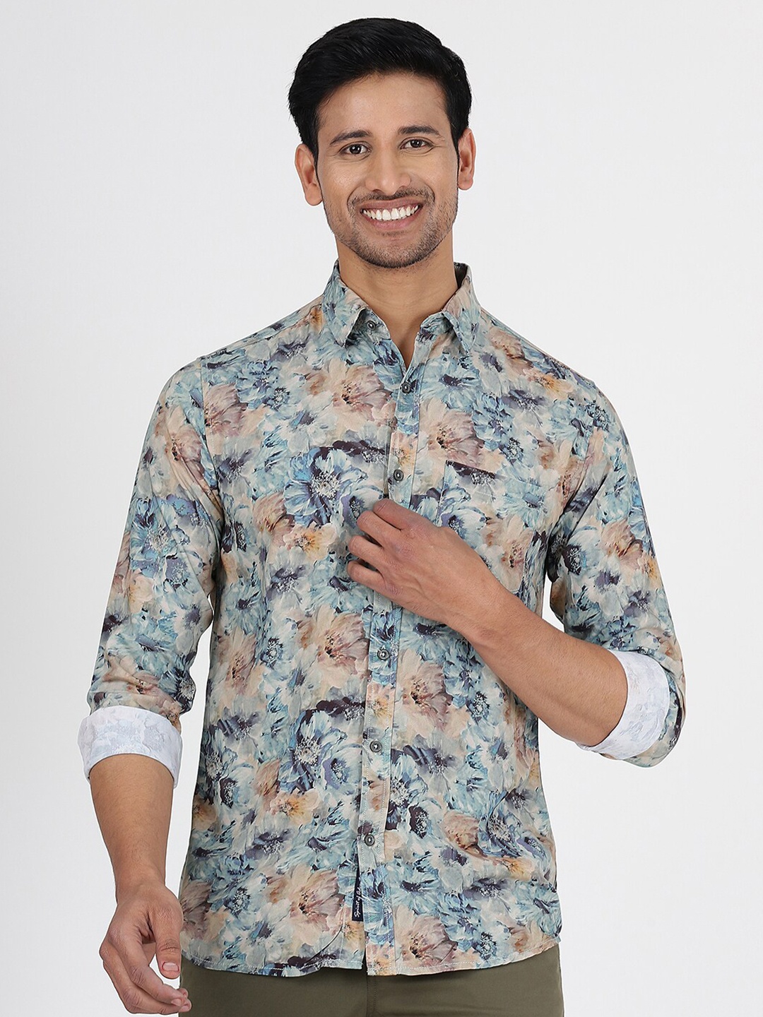 

JADE BLUE Slim Fit Floral Printed Spread Collar Cotton Casual Shirt