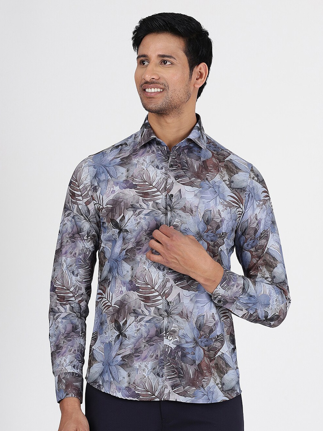 

JB STUDIO Slim Fit Floral Long Sleeves Spread Collar Cotton Opaque Printed Partywear Shirt, Grey