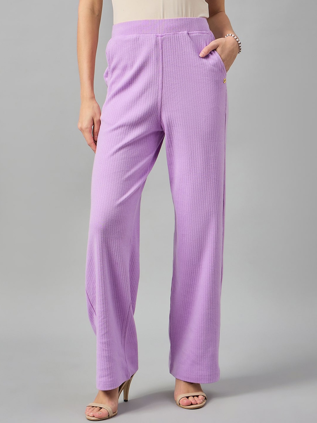 

FEMEA Women Mid-Rise Flared Trousers, Lavender