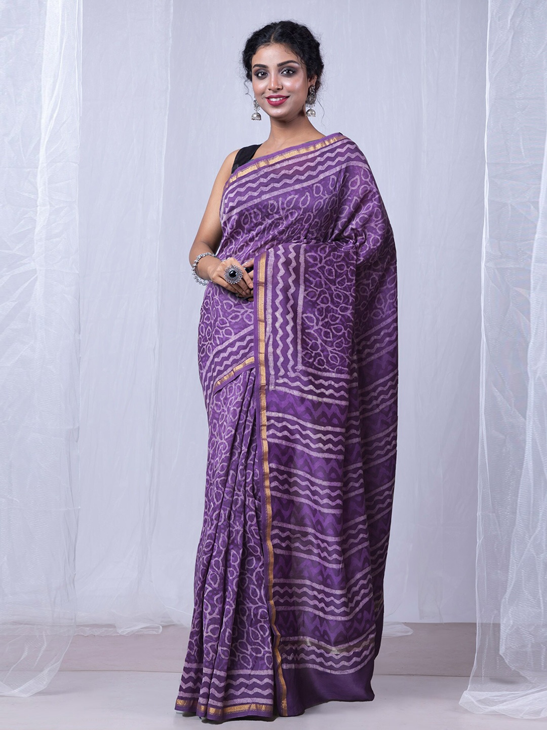 

Unnati Silks Dabu Printed Zari Handloom Chanderi Saree, Violet