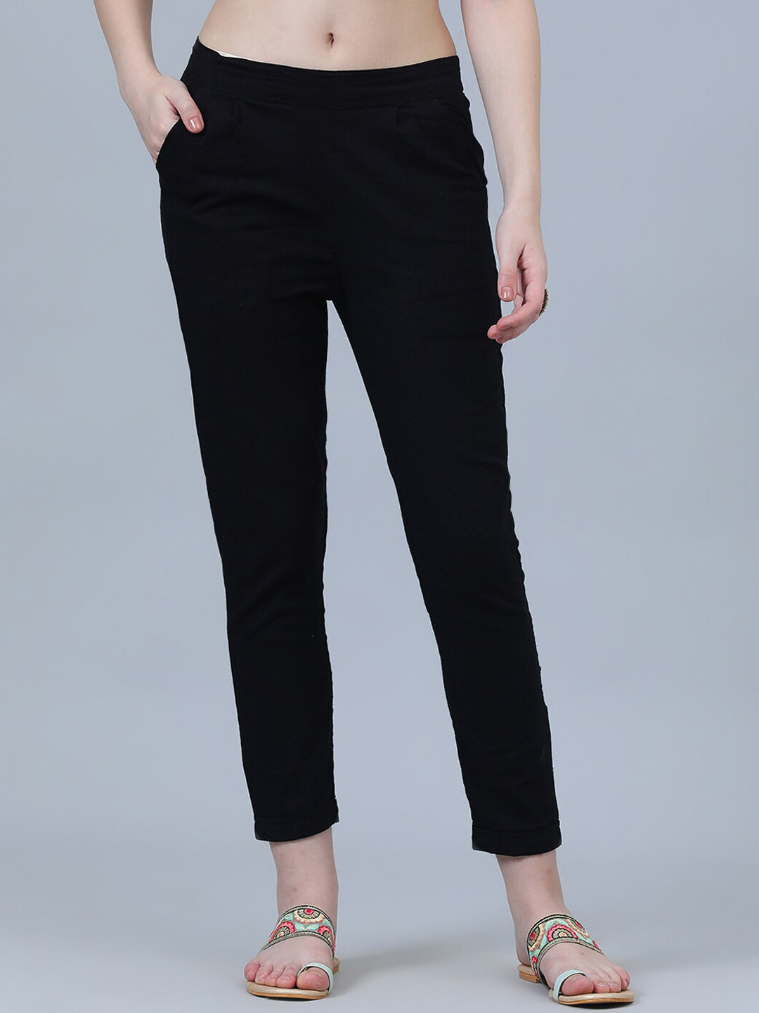 

SHOOLIN Women Mid-Rise Cropped Relaxed Cotton Straight Leg Trousers, Black