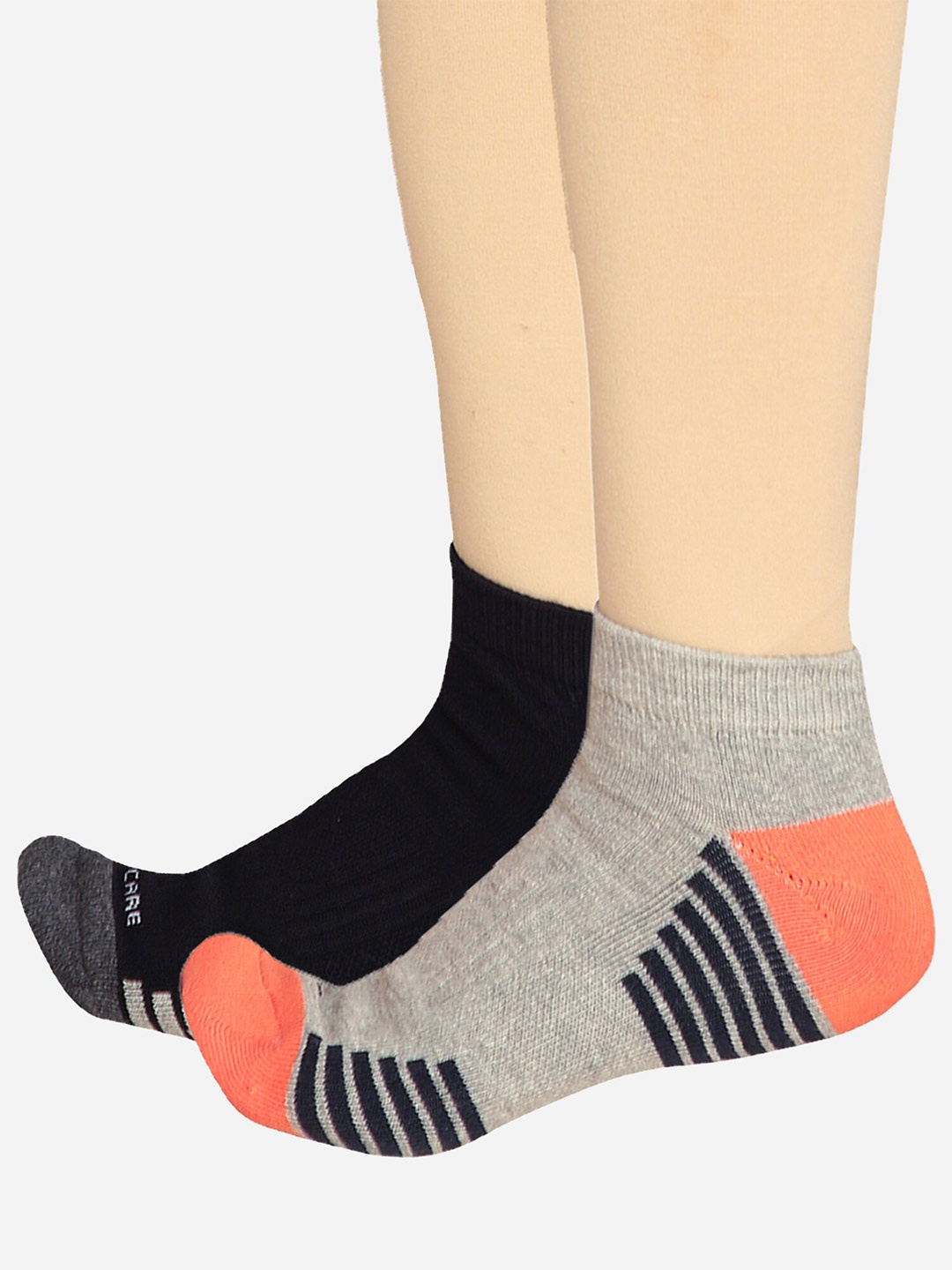 

Bodycare Women Pack Of 2 Striped Odour-Free Ankle-Length Socks, Black