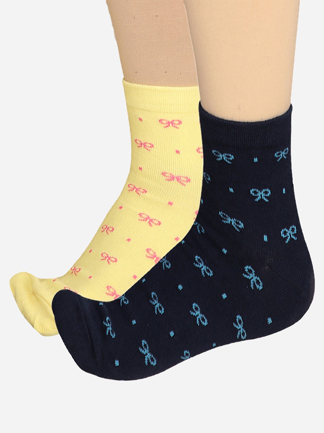

Bodycare Women Pack Of 2 Patterned Odour-Free Mid-Calf-Length Socks, Yellow