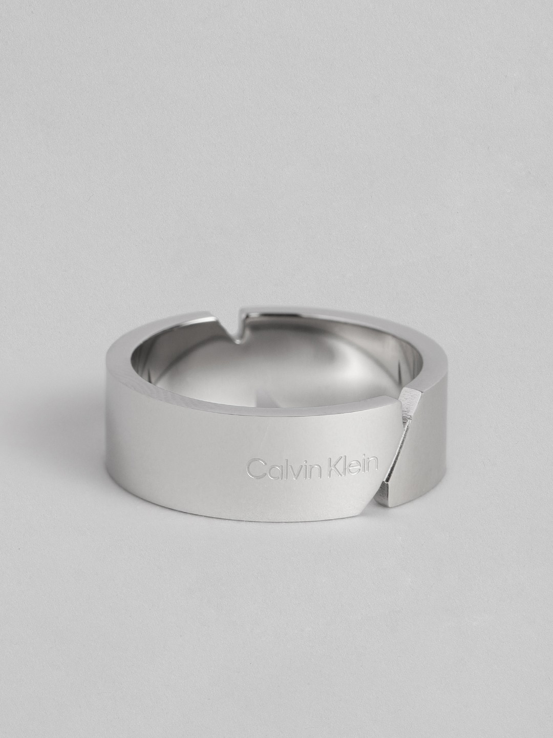 

Calvin Klein Men Finger Ring, Silver