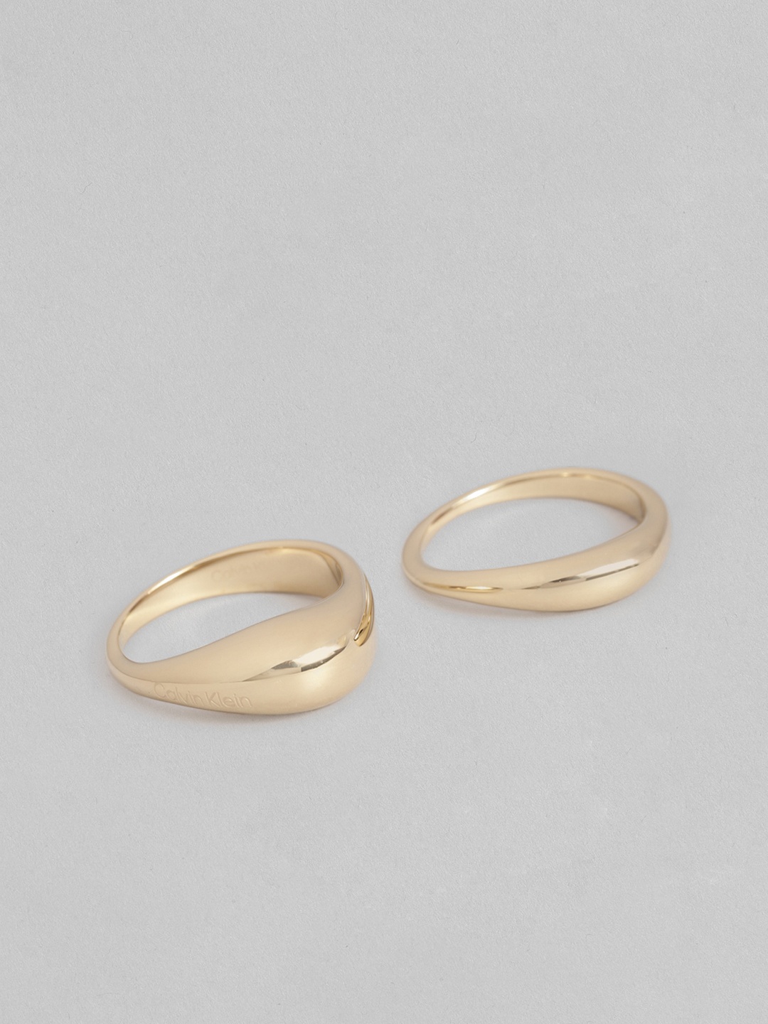 

Calvin Klein Women Set Of 2 Elongated Drops Brass-Plated Finger Ring, Gold