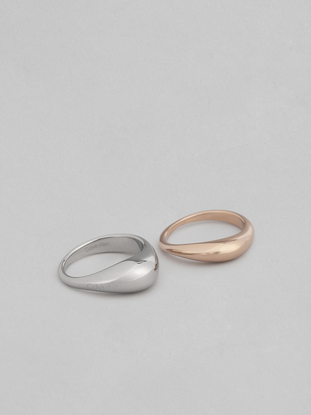 

Calvin Klein Women Set Of 2 Elongated Drops Brass-Plated Finger Ring, Gold