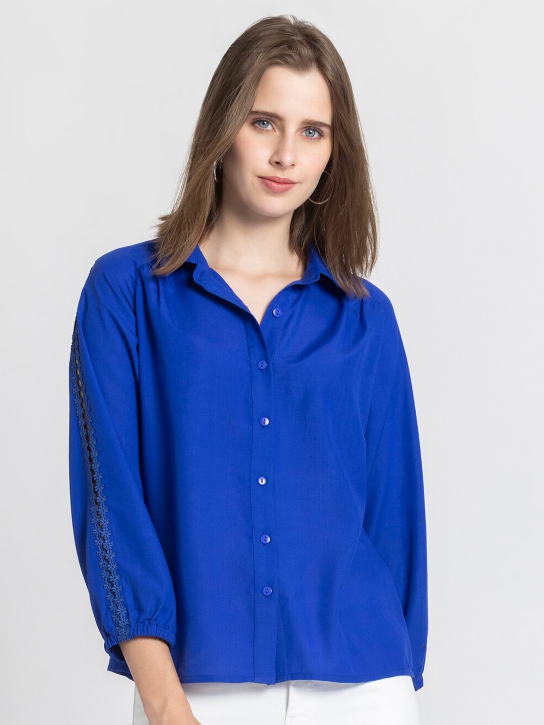 

SHAYE Three-Quarter Sleeves Shirt Collar Style Top, Blue