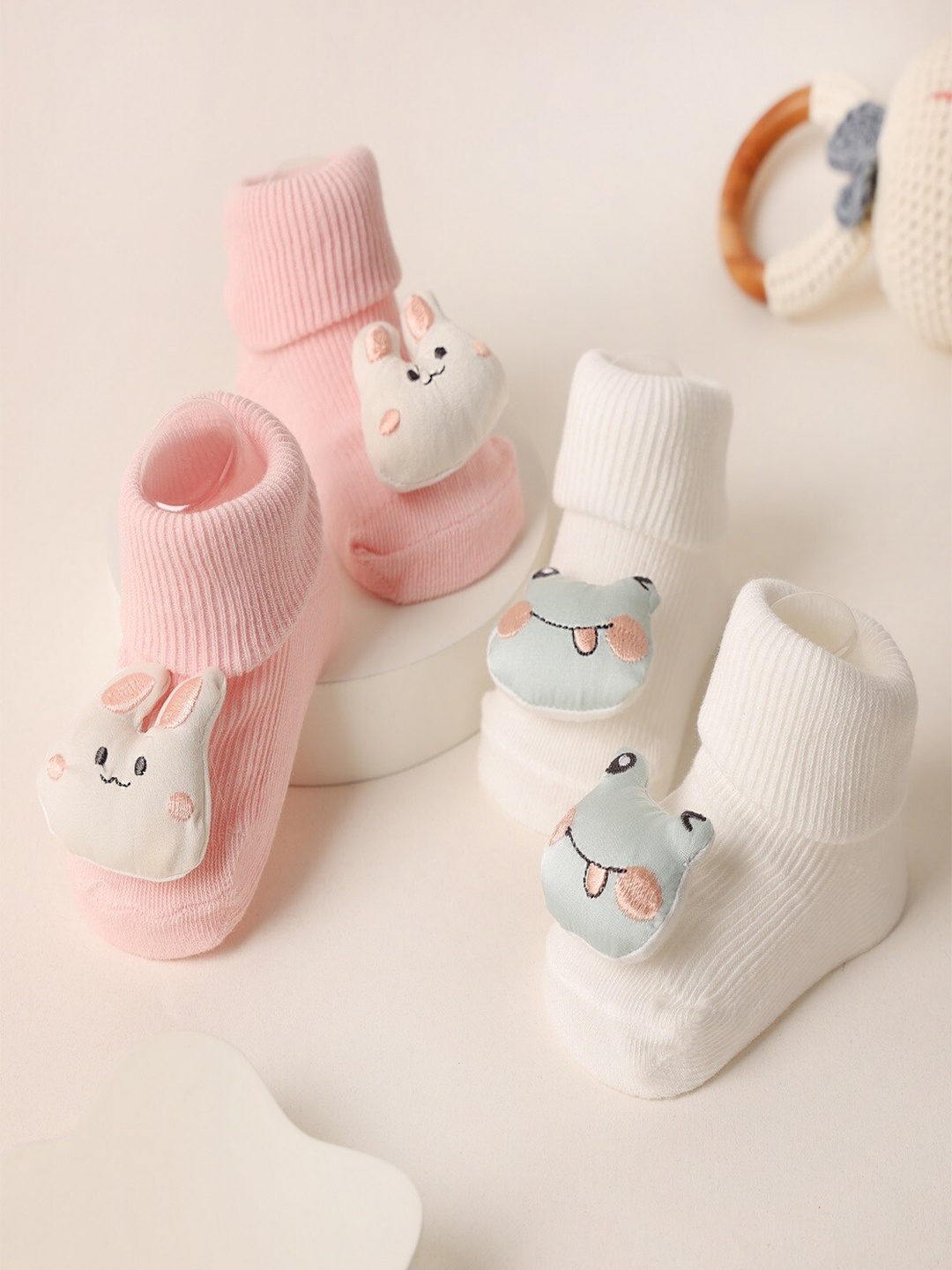 

KICKS & CRAWL Infants Pack Of 2 Applique Detail Anti-Skid Cotton Above Ankle-Length Socks, Cream