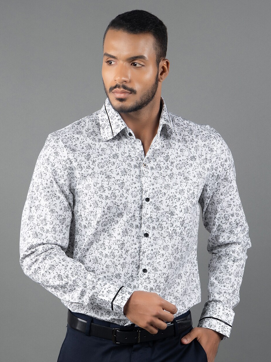 

LOUIS STITCH Comfort Floral Opaque Printed Cotton Semiformal Shirt, White