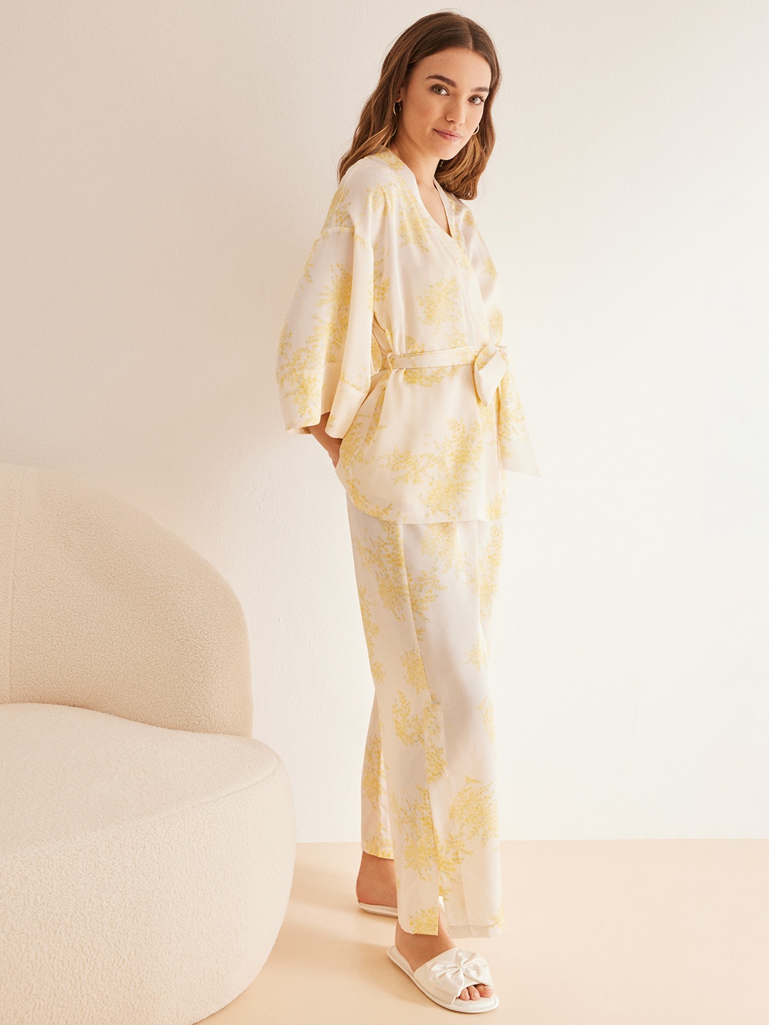

women'secret Women Top And Pyjamas Comes With A Shrug, Yellow