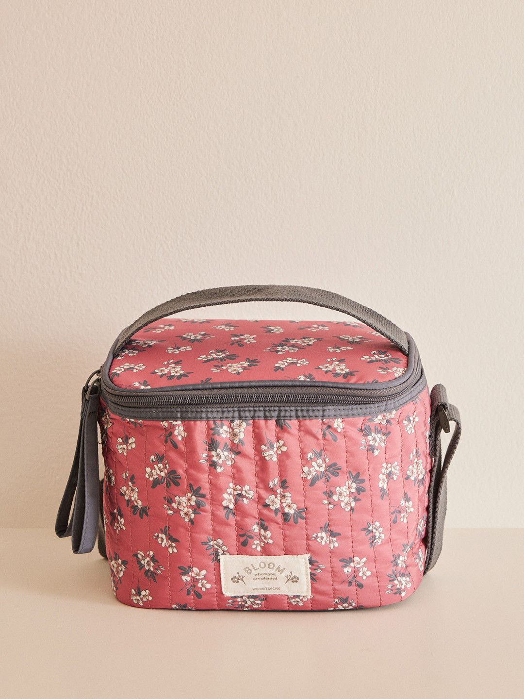 

women'secret Printed Insulated Lunch Bag Travel Accessory, Pink