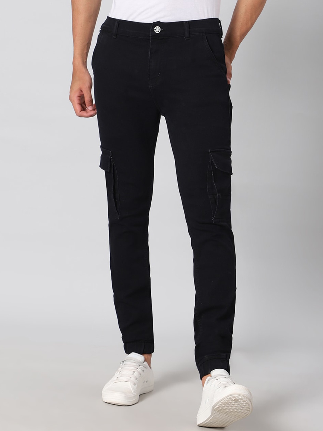 

ARBIA FUNKI Men Mid-Rise Clean Look Cotton Cargo Style Jeans, Black