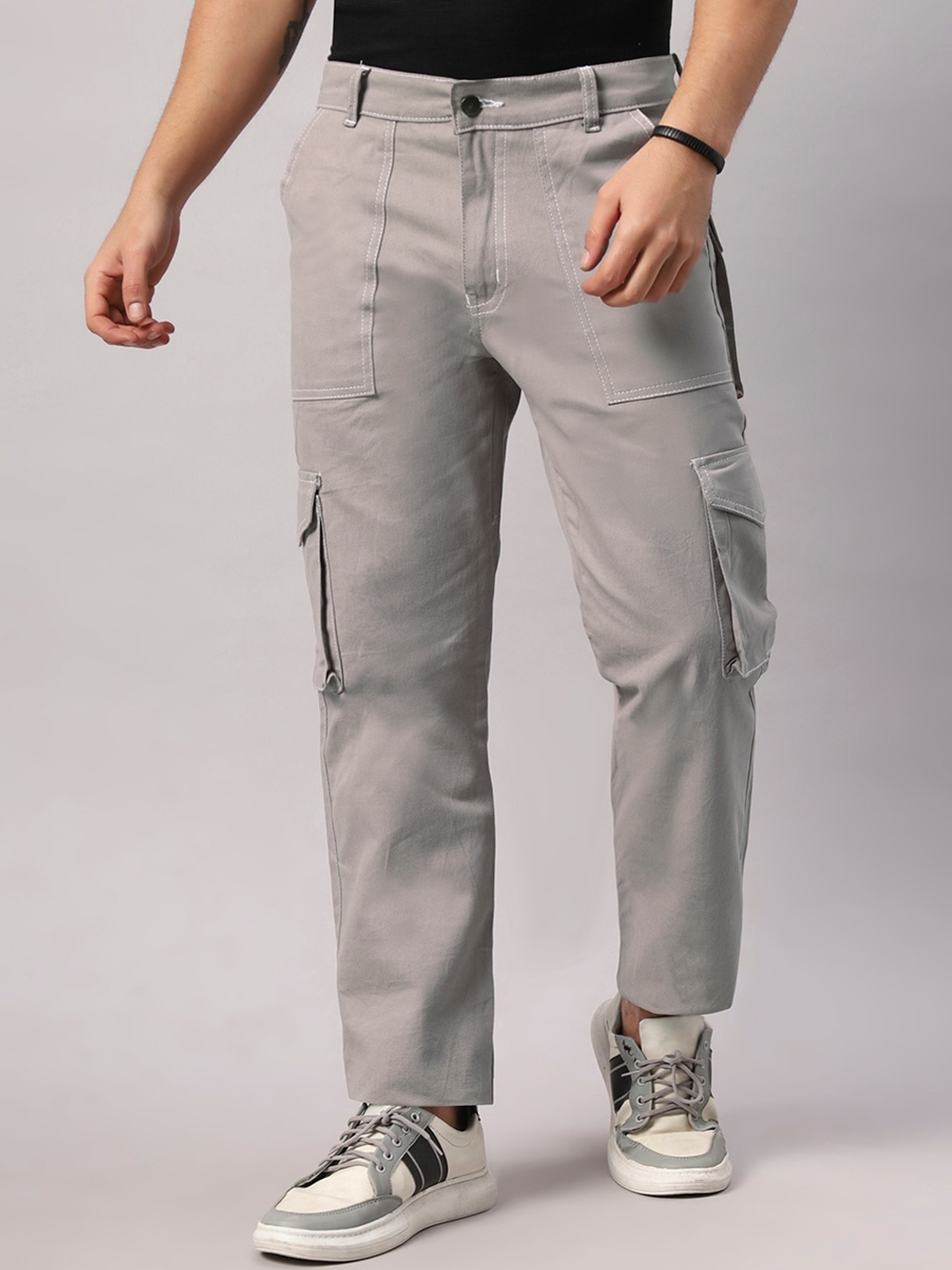 

ARBIA FUNKI Men Mid-Rise Light Shade Clean Look Cotton Cargo Jeans, Grey